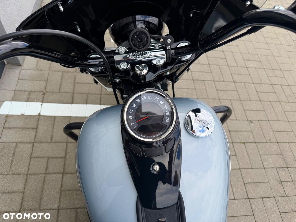 Harley-Davidson Softail Heritage Classic - 13