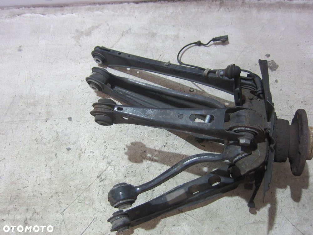 BMW X3 F25 X4 F26 ZWROTNICA LEWA TYLNA TYŁ WAHACZE 33406797569 6797569 - 4