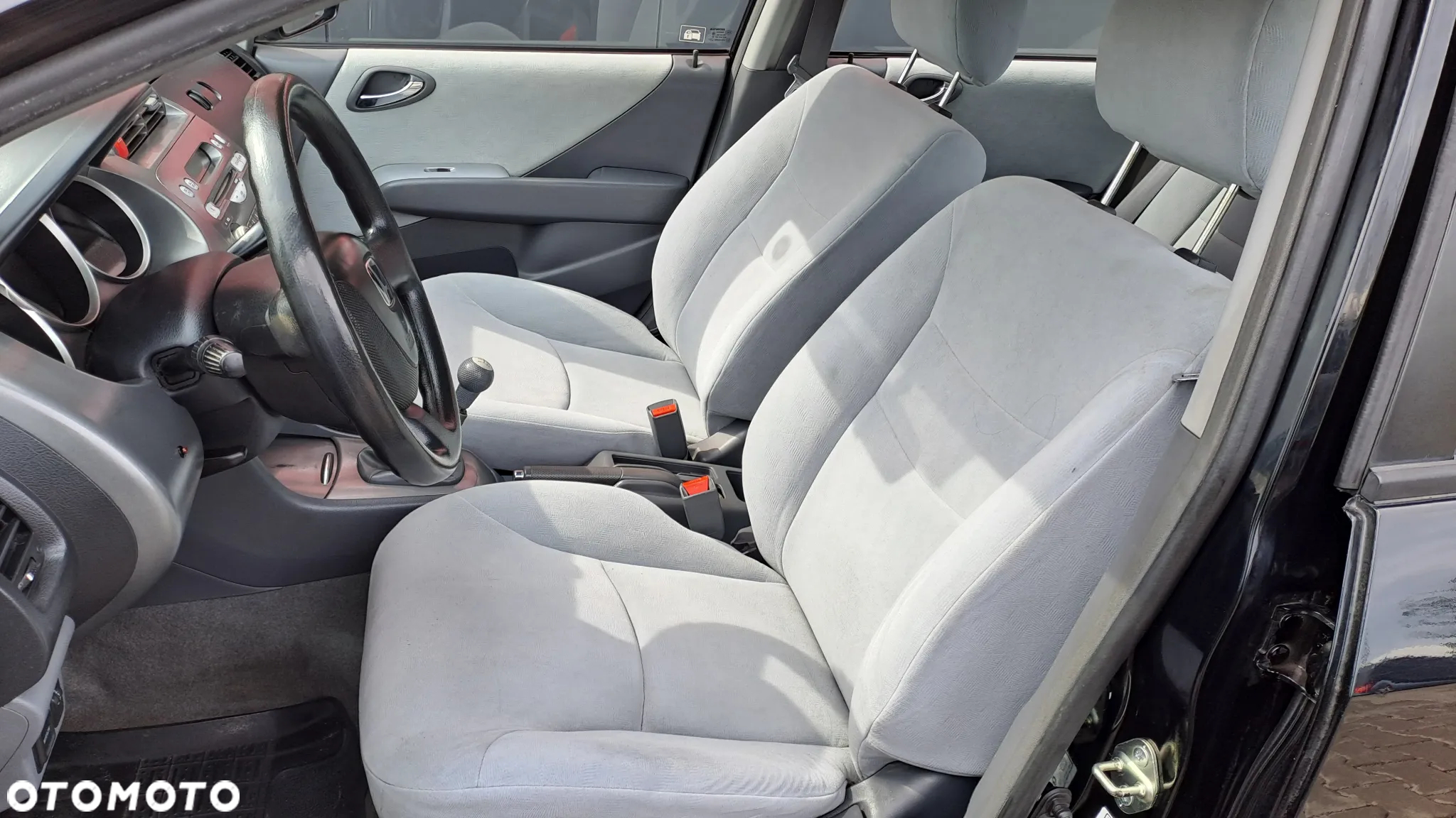 Honda City 1.4 Comfort - 8
