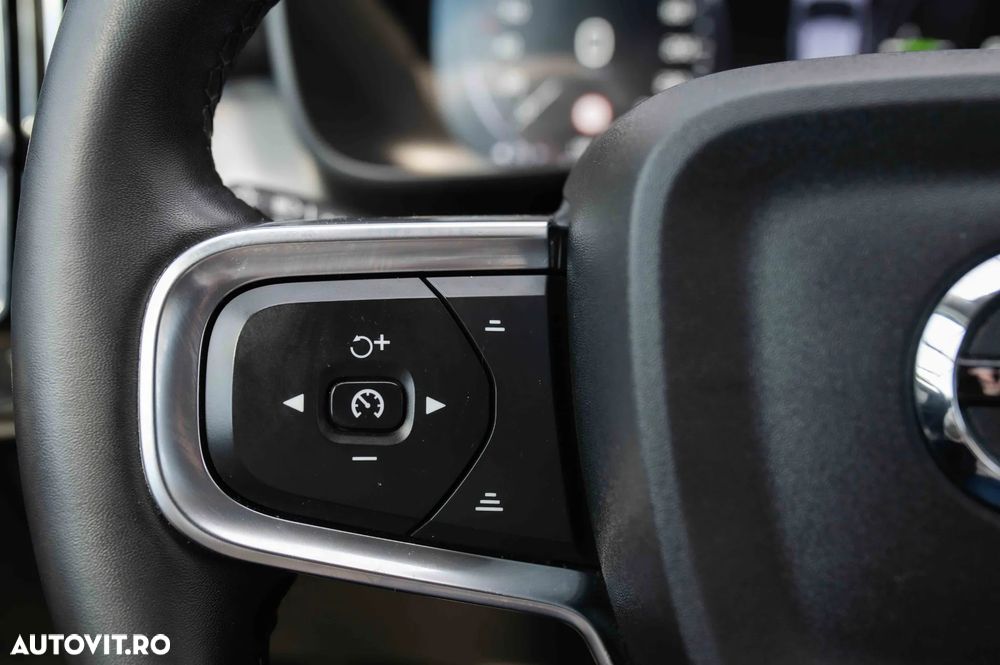 Volvo XC 40 T4 Recharge DKG Inscription - 30