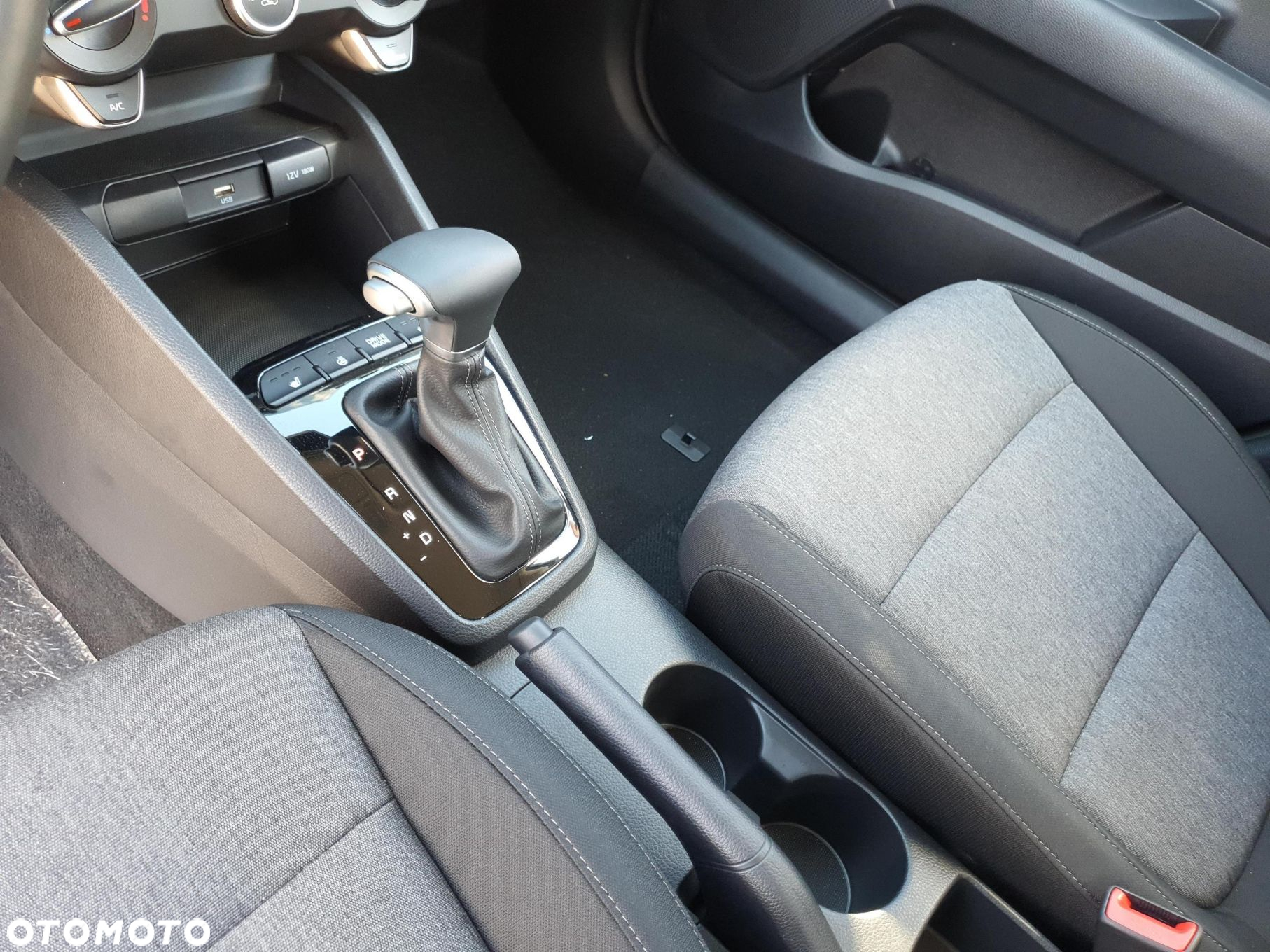 Kia Stonic - 15