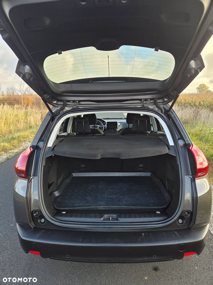 Peugeot 2008 1.6 BlueHDi Style - 8