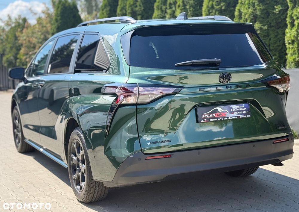 Toyota Sienna - 7