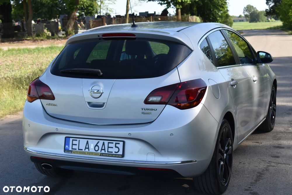 Opel Astra - 13