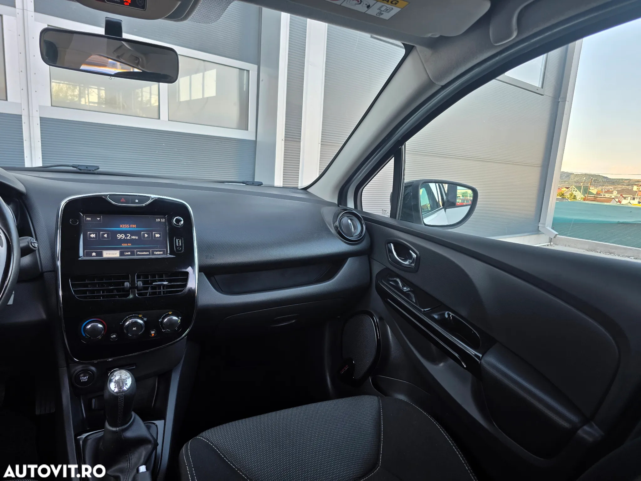 Renault Clio dCi 90 Dynamique - 17