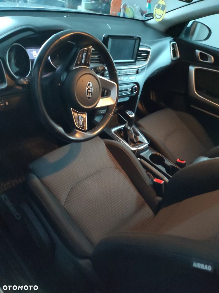 Kia Ceed 1.4 L Business Line - 15