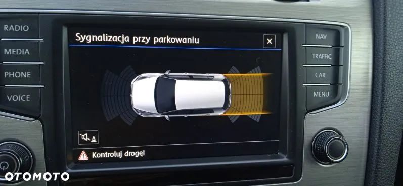 Volkswagen Golf - 5