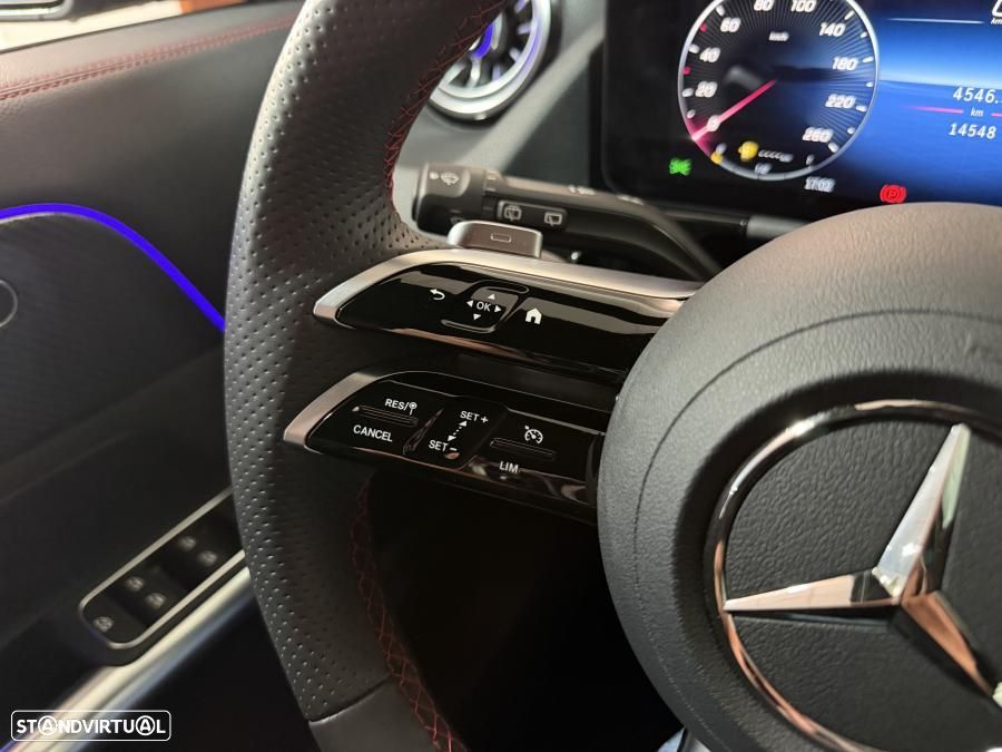 Mercedes-Benz GLA 200 d AMG Line - 23