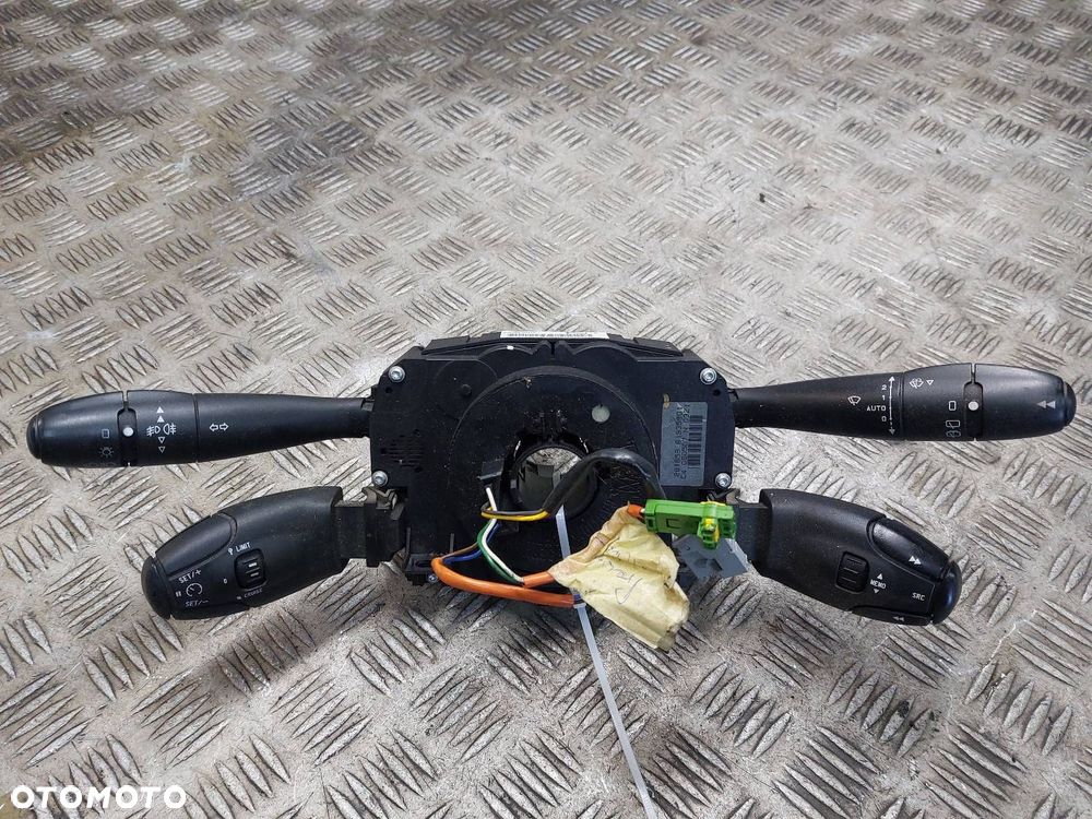 MANETKA PRZEŁĄCZNIK ZESPOLONY TAŚMA SYGNAŁU PEUGEOT 407 I 96611304XT - 1