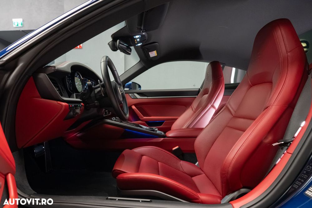 Porsche 911 - 26