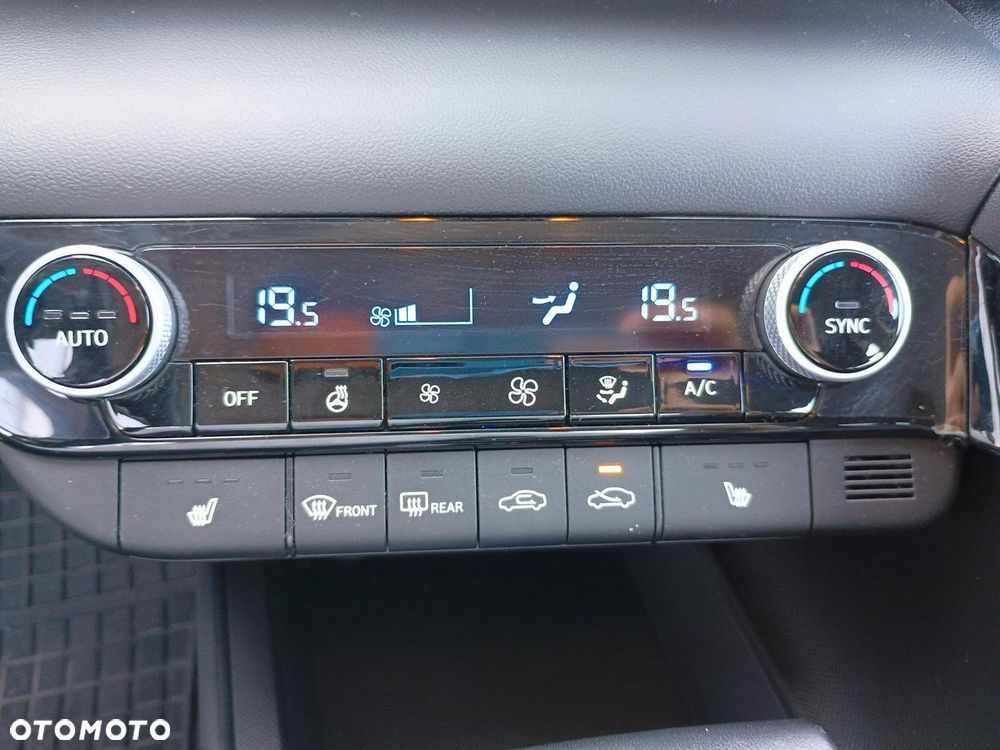 Hyundai Elantra 1.6 Smart CVT - 22