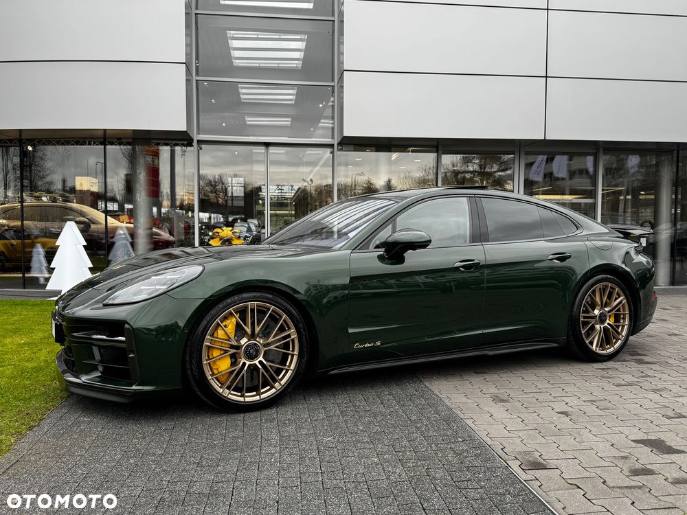 Porsche Panamera Turbo S E-Hybrid PHEV - 15