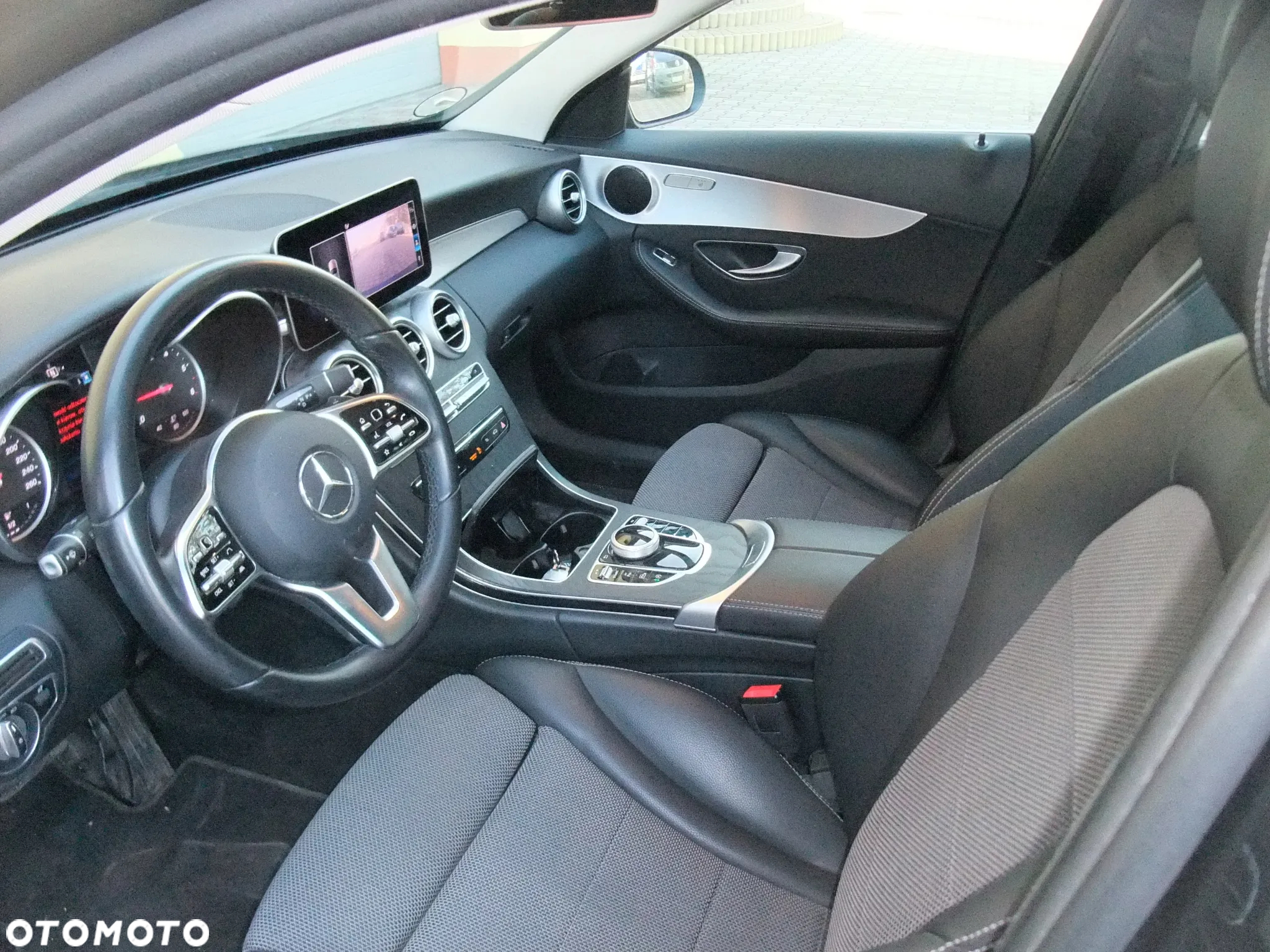 Mercedes-Benz Klasa C 220 d 9G-TRONIC - 9