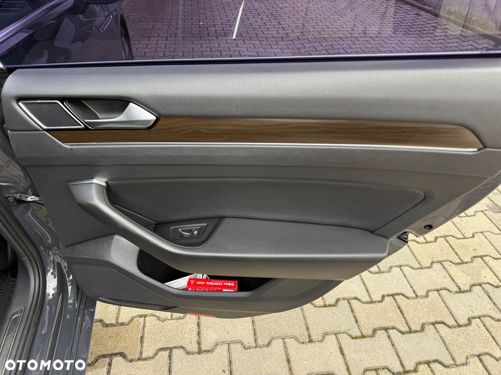 Volkswagen Arteon 2.0 TSI OPF 4Motion DSG R-Line - 25