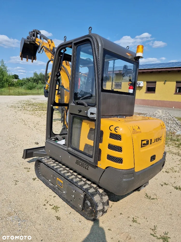 JCB JBC 8022 - 6