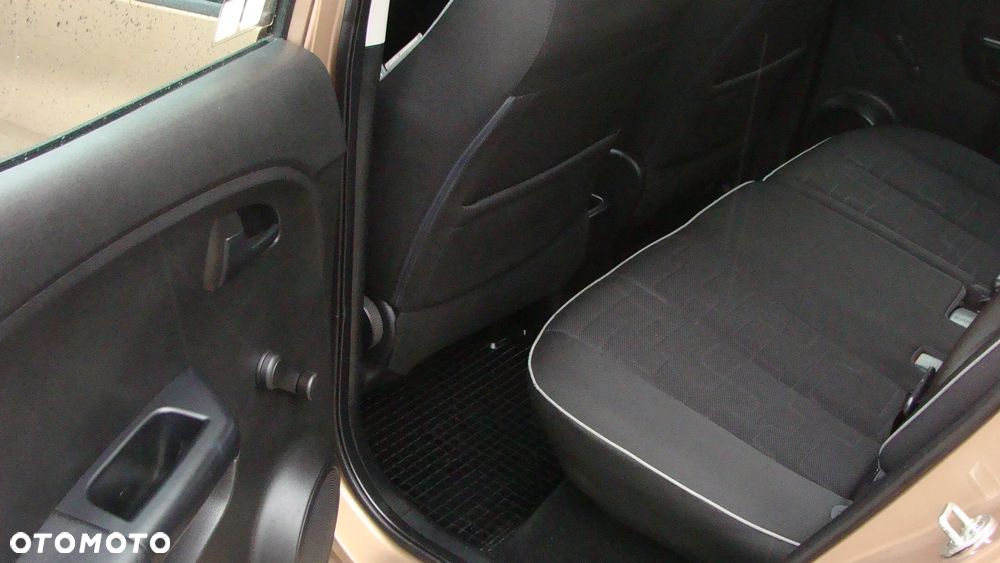 Kia Venga 1.4 L - 26