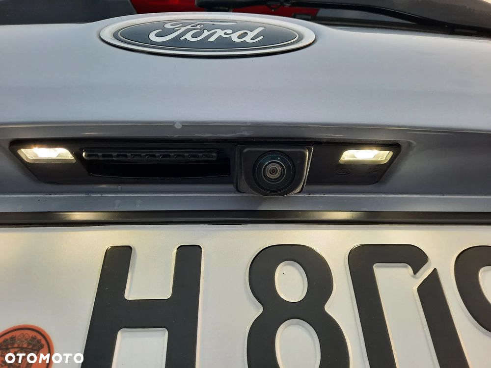 Ford Fiesta 1.0 EcoBoost S&S TITANIUM X - 22