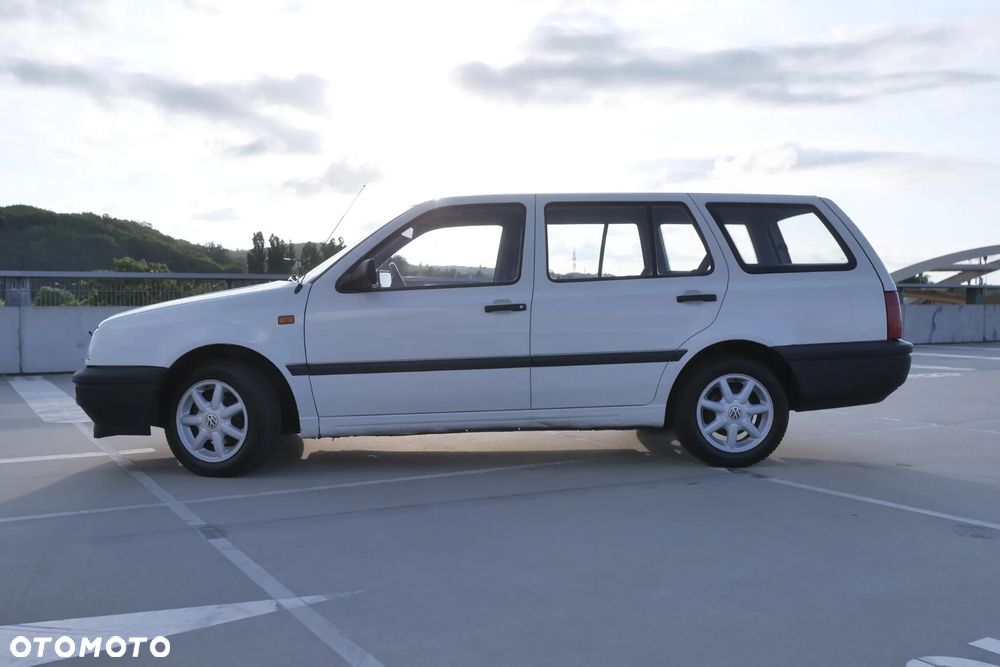 Volkswagen Golf 1.4 CL - 23