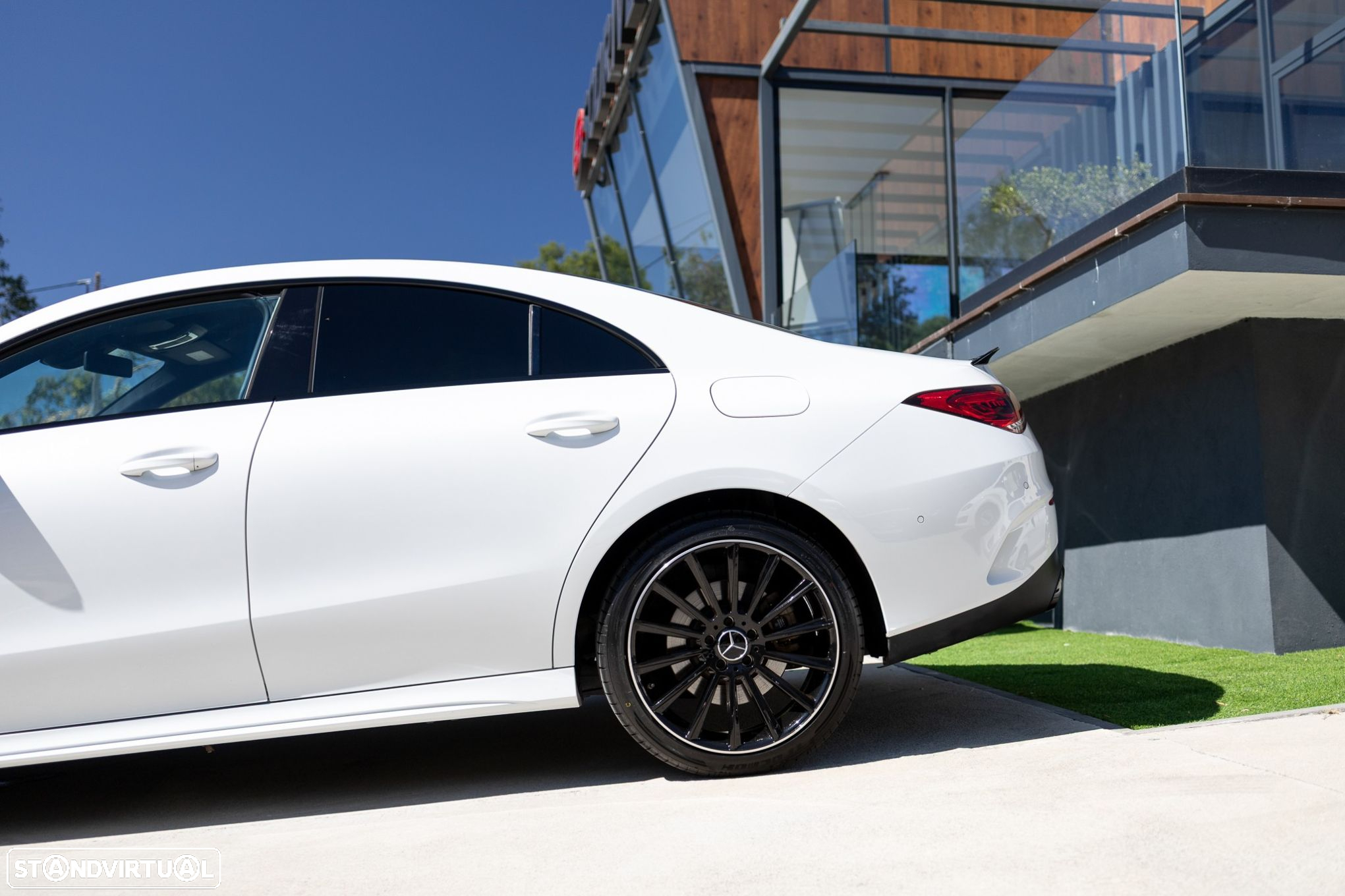 Mercedes-Benz CLA 250 e AMG Line - 7