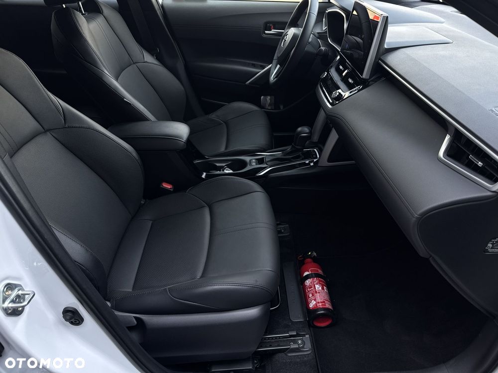 Toyota Corolla Cross 2.0 Hybrid Executive - 14