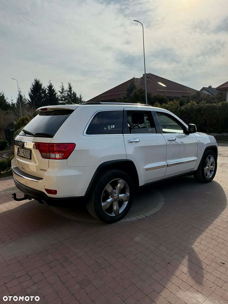 Jeep Grand Cherokee - 8