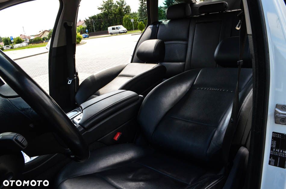 BMW Seria 5 520d Luxury Line - 31