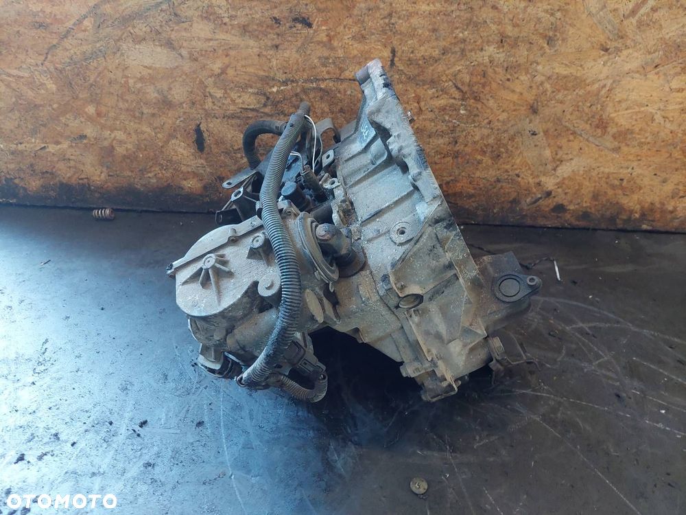 SKRZYNIA BIEGÓW + WYBIERAK SKRZYNI CITROEN C3 I 1.6 16V 20CP63 9649394480 - 6