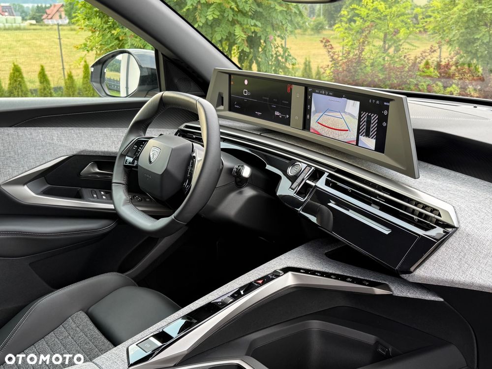 Peugeot 3008 1.2 PureTech mHEV Allure Pack S&S e-DCS6 - 18