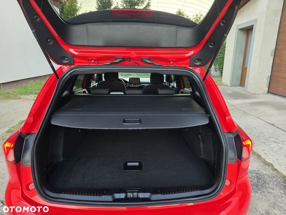 Ford Focus 2.0 EcoBlue ST-Line - 11
