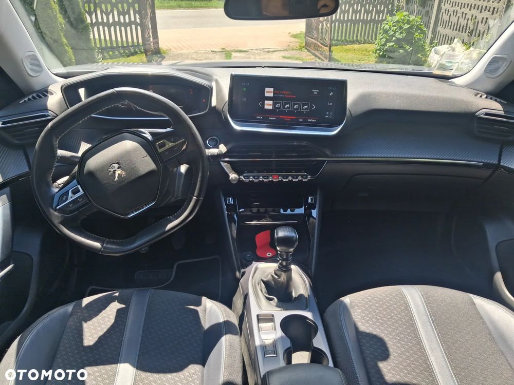 Peugeot 2008 PureTech 130 Allure - 8