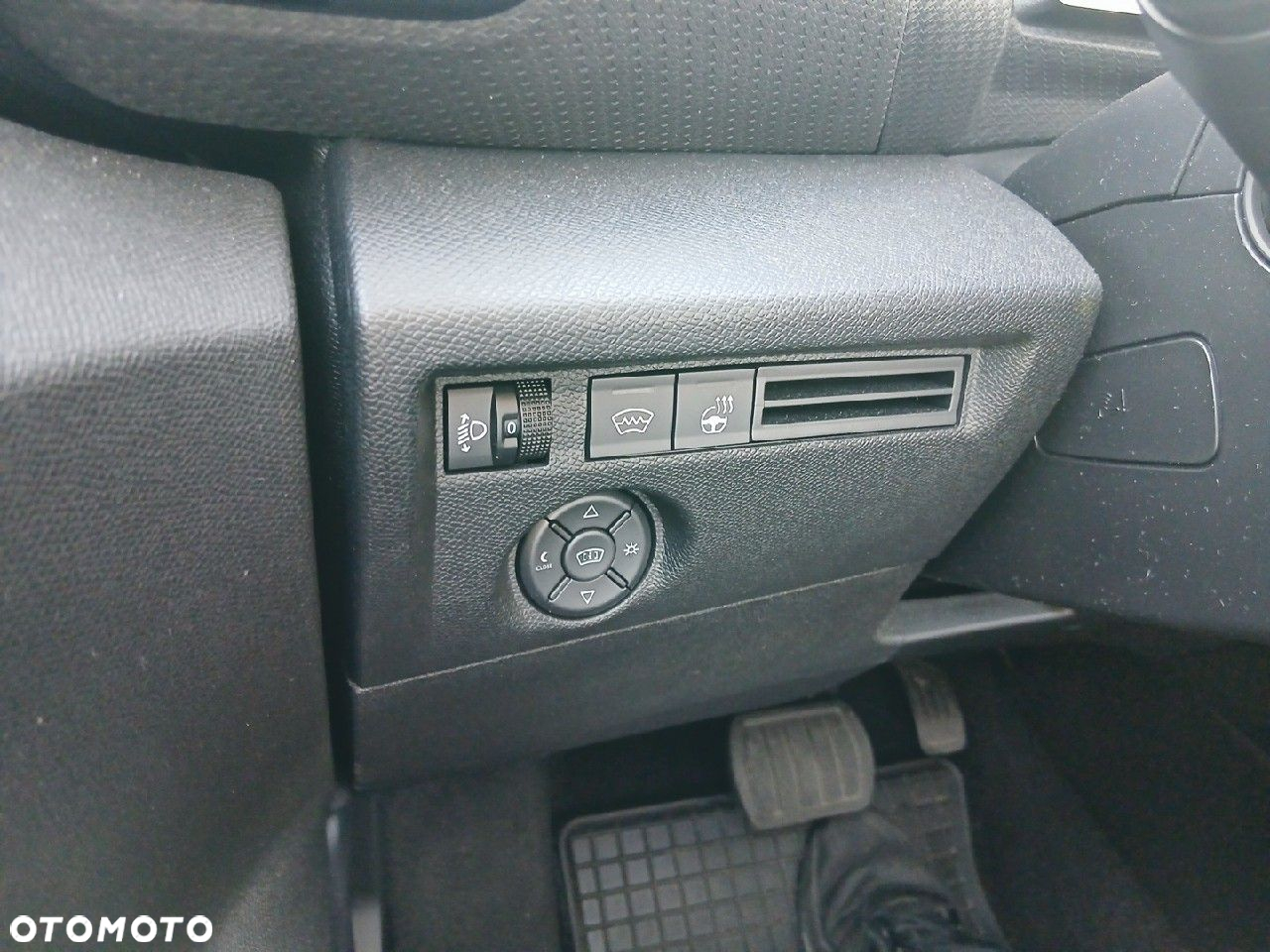Citroën C4 1.2 PureTech Max S&S EAT8 - 14