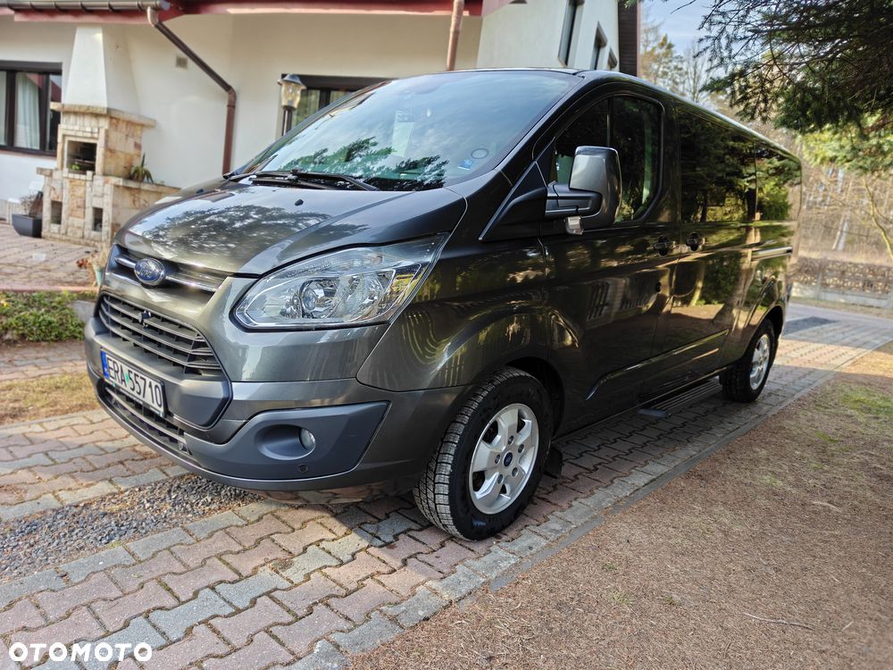 Ford Tourneo Custom - 2