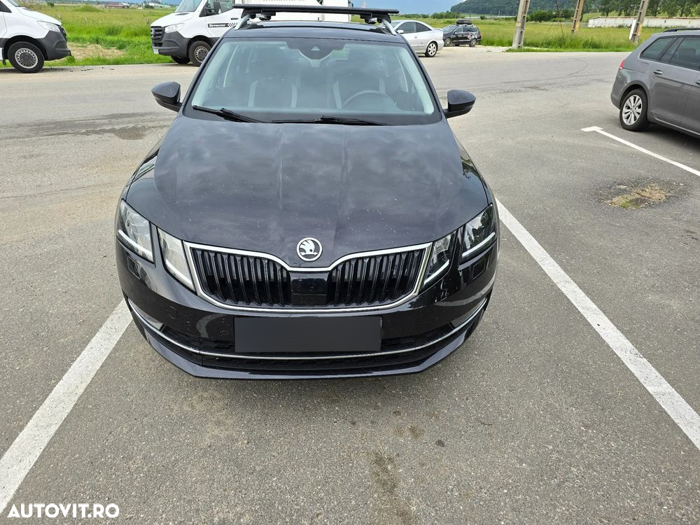 Skoda Octavia 2.0 TDI RS DSG - 9