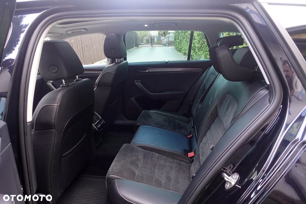 Skoda Superb 2.0 TSI 4x4 Scout DSG - 9