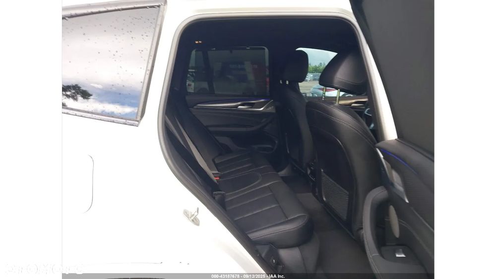 BMW X3 - 11