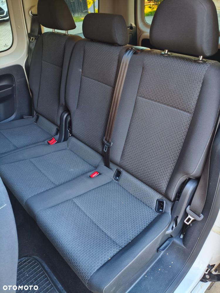 Volkswagen Caddy 2.0 TDI Comfortline - 11
