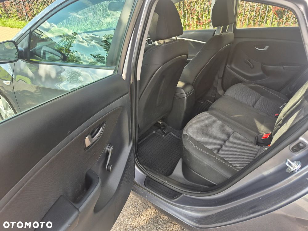 Hyundai i30 i30cw 1.4 Fifa World Cup Edition - 3