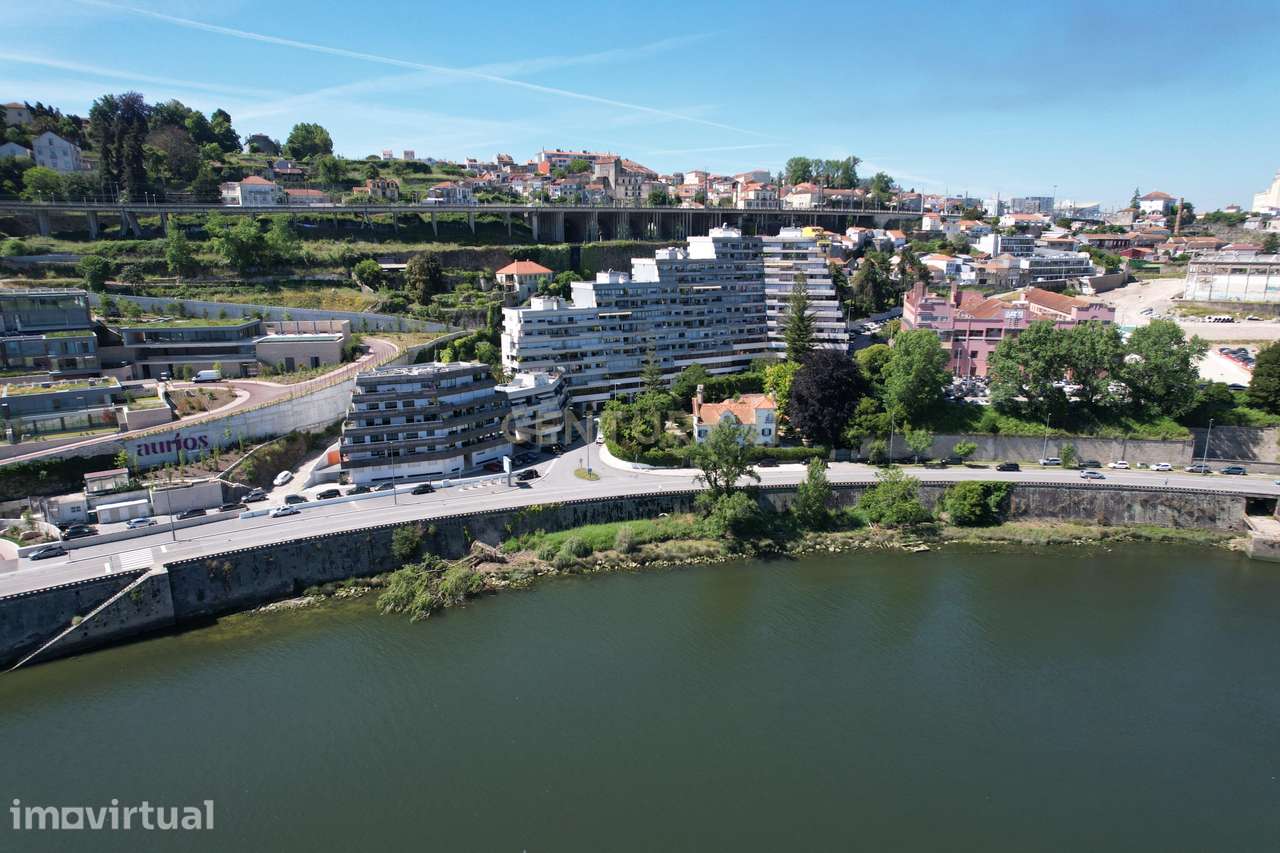 Duplex T5 com Vista Panorâmica sobre o Douro | 328m² - Varandas do Dou - Grande imagem: 2/54
