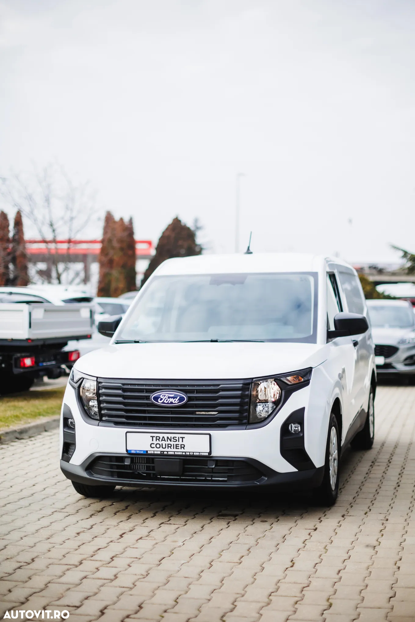 Ford Courier - 5