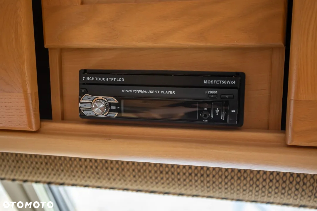 Elddis Crusader Hurricane - 14