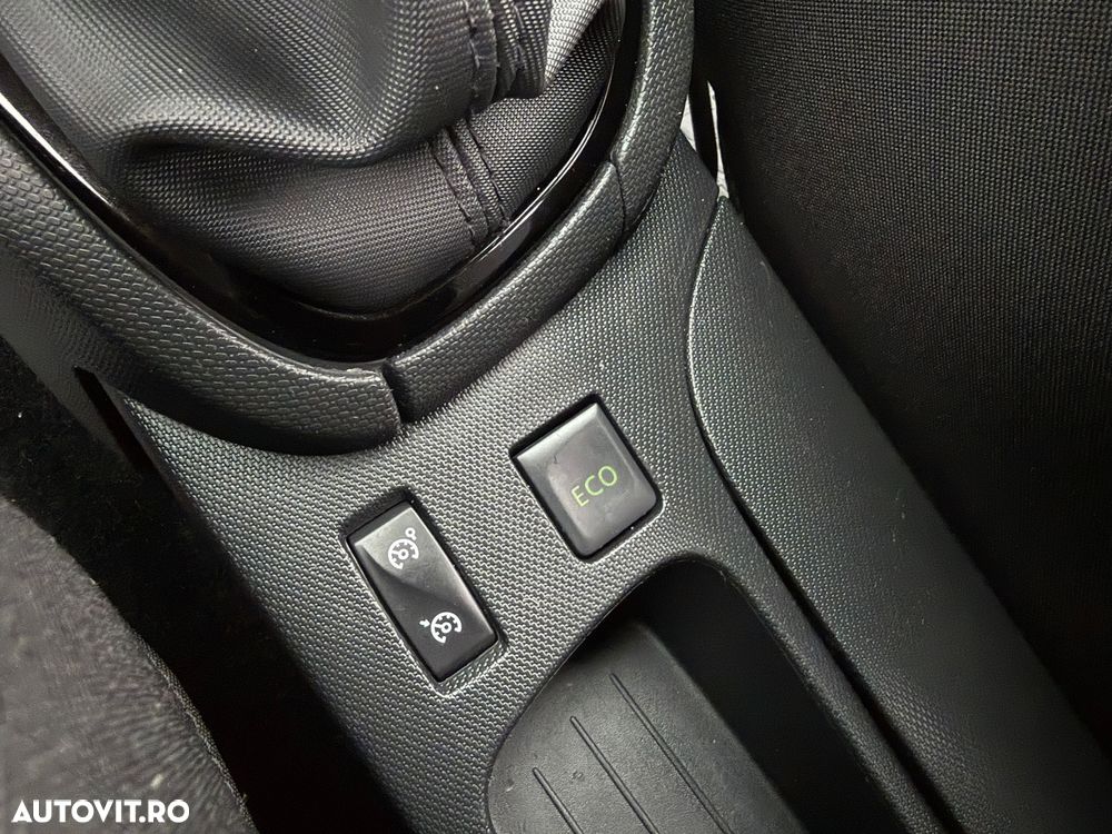 Renault Clio (Energy) dCi 90 Start & Stop LIMITED - 11