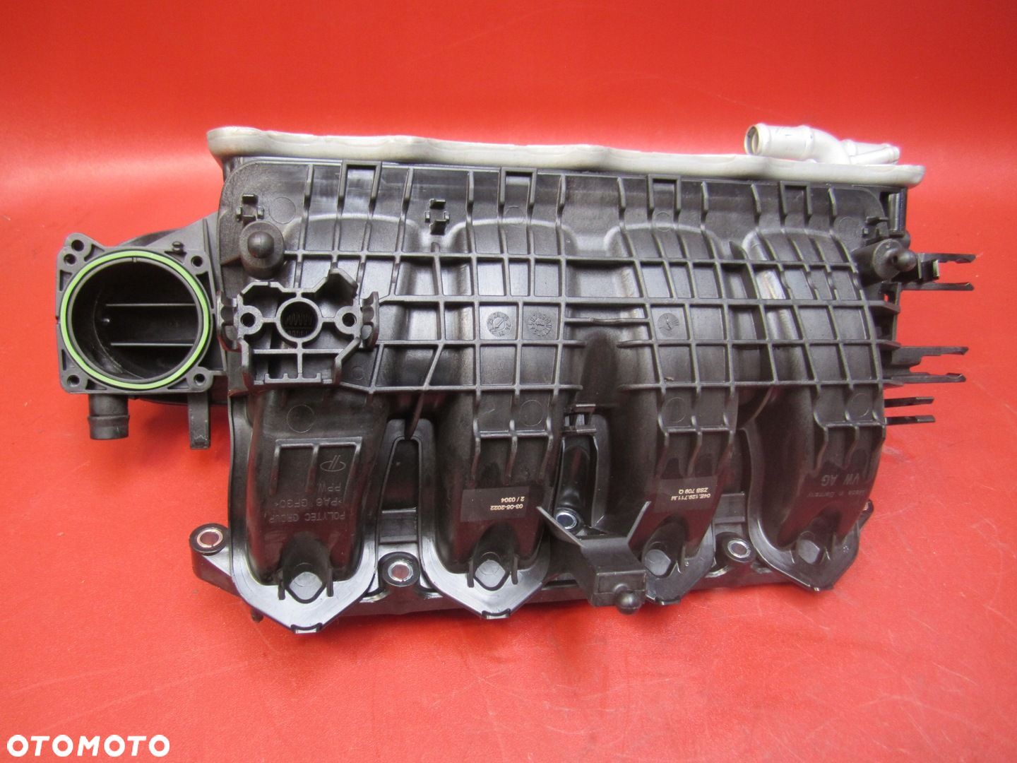 Kolektor ssący VW Seat Skoda Audi 1.4 eTSI DGE 22 04E129711M 04E129709Q - 1