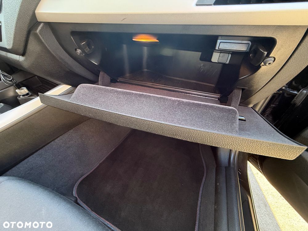 BMW Seria 1 116i - 15