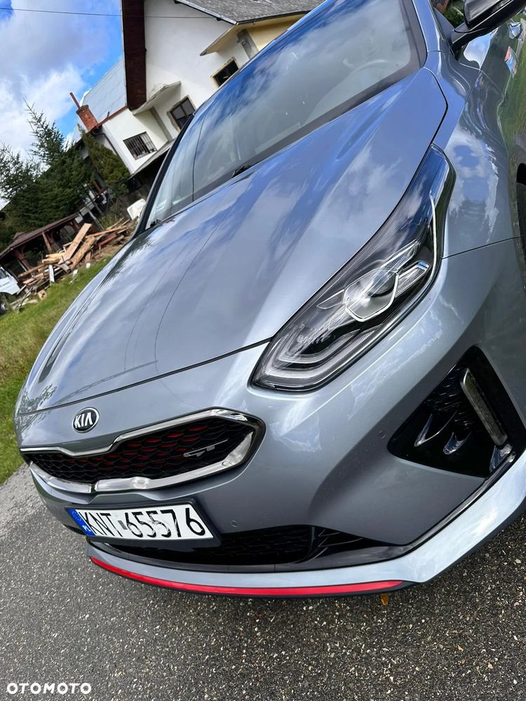 Kia ProCeed 1.6 T-GDI GT DCT - 14
