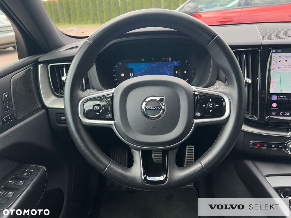 Volvo XC 60 B4 D AWD R-Design - 11