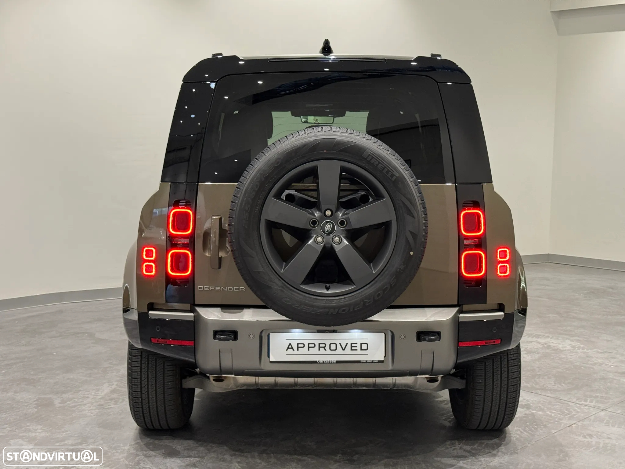 Land Rover Defender 2.0 P400e 110 AWD X-Dynamic SE - 4