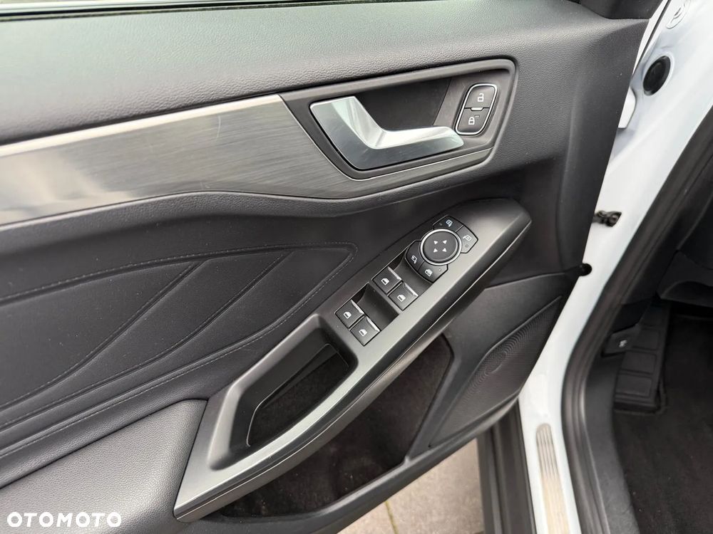 Ford Focus 1.5 EcoBlue STart-Stopp-System TITANIUM - 20