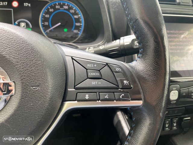 Nissan Leaf 40 kWh N-Connecta - 16