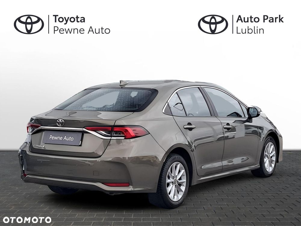 Toyota Corolla - 5