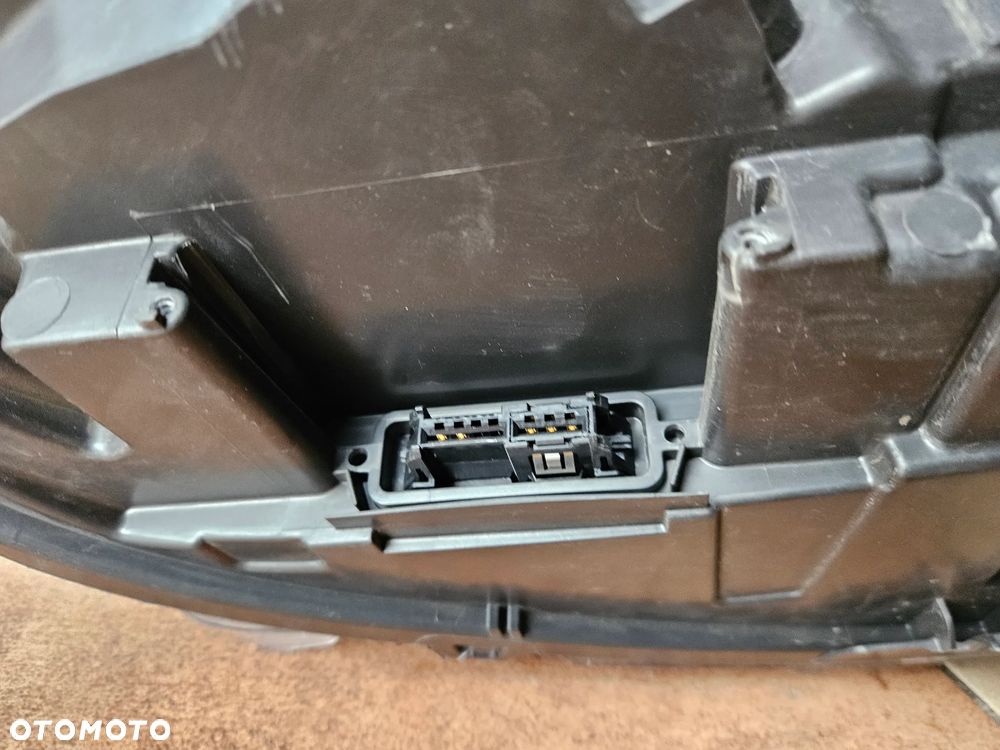 LAMPA REFLEKTOR PRZÓD PRZEDNIA LEWA XSENON RENAULT SCENIC III LIFT 2017 ROK ORYGINAŁ 260603590R SUPER STAN - 10